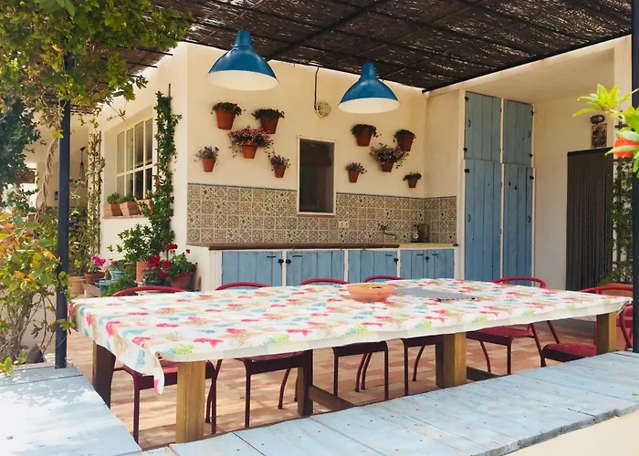 Bed & Breakfast Flores Amarillas