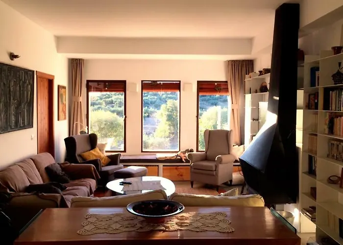 Bed & Breakfast Flores Amarillas